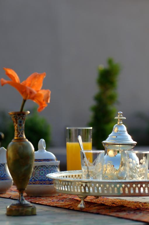 Hotel Dar Tasnime Marrakesh Esterno foto