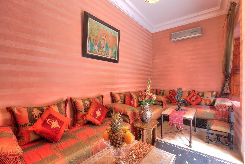 Hotel Dar Tasnime Marrakesh Esterno foto